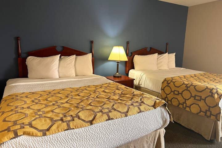 Room 3 of 25